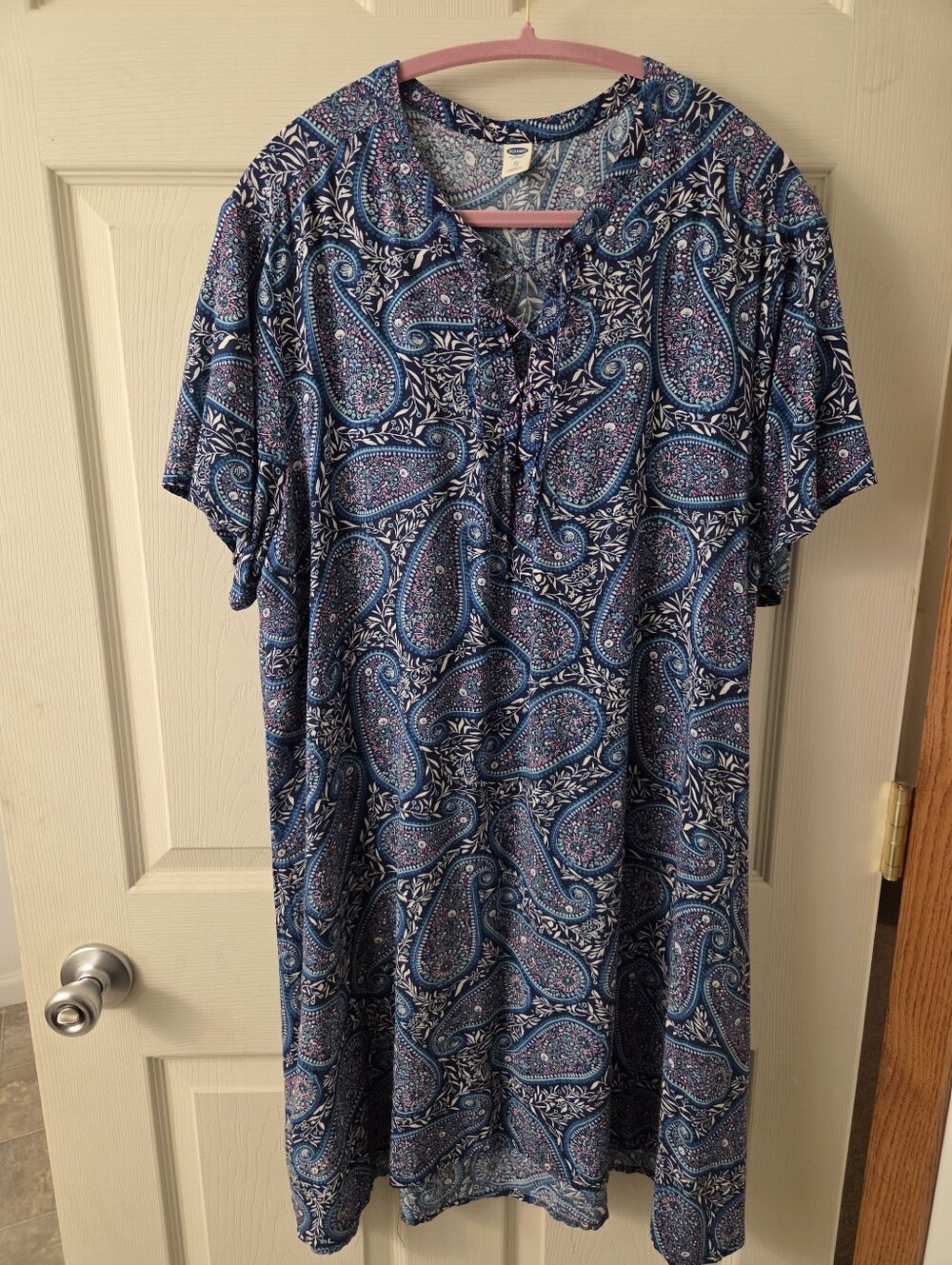 Old Navy Paisley Lace-Up Short Sleeve Tunic Dress